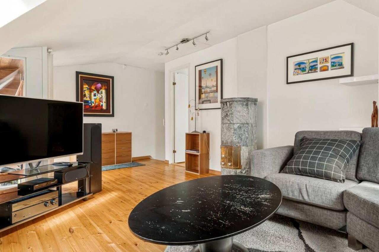 Dinbnb Apartments I Historical Two-Floor Apartment With Rooftop Panorama I 1645 Heritage Bergen Bagian luar foto